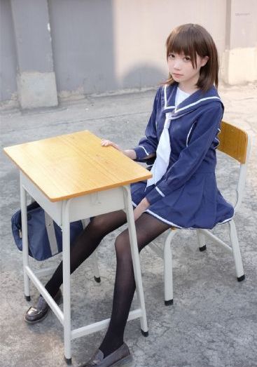 女人不在沉默